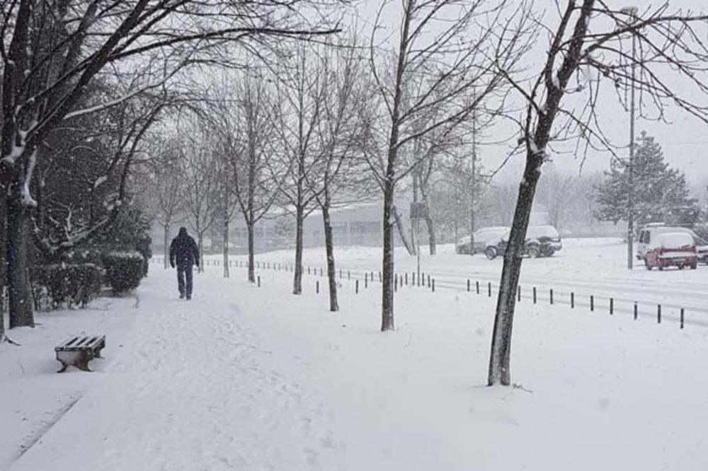 ŠOK ZA VIKEND! Subotnje jutro LEDENO, do MINUS 12, a u nedelju OTOPLJENJE! Dobro se spremite za promenu, evo za koliko se penje skala!