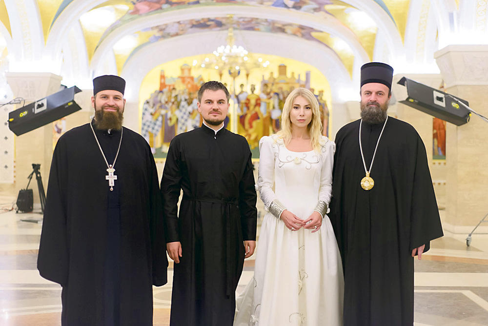 Podrška... Ruski monah,sveštenik iz Amerike i vladika Stefan Šarić