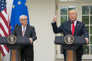 DIPLOMATSKI SKANDAL! AMERIKA DEGRADIRALA EVROPU: Status EU u Vašingtonu nije više na državnom nivou! Nisu obavestili ni ambasadora ni Brisel!