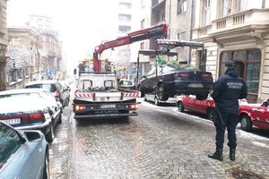 KOMUNALNA U AKCIJI: Oduzeto još jedno vozilo divljih taksista (FOTO)