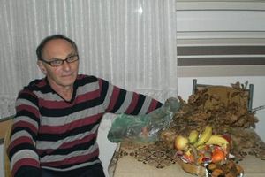 ČIKA SPALETOVE IGRARIJE: Penzioner iz Kragujevca pravi makete od snega