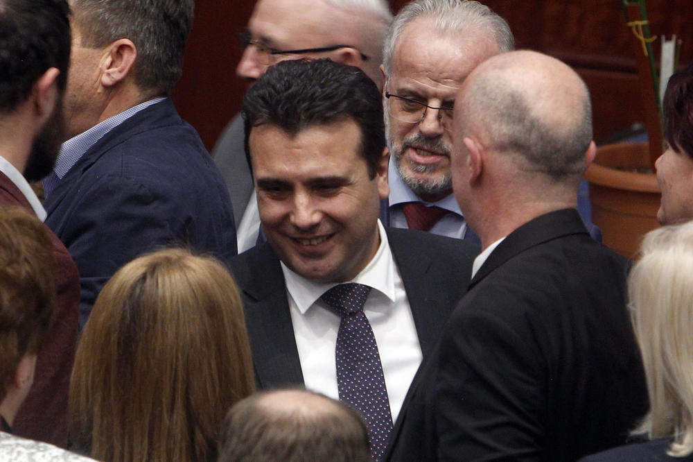 ZAEV ČESTITAO GRAĐANIMA I POSLANICIMA: Za Makedoniju su otvorena vrata NATO i EU