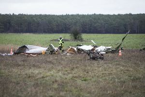NESREĆA U NEMAČKOJ: Poginula dva muškarca u padu malog aviona (FOTO)