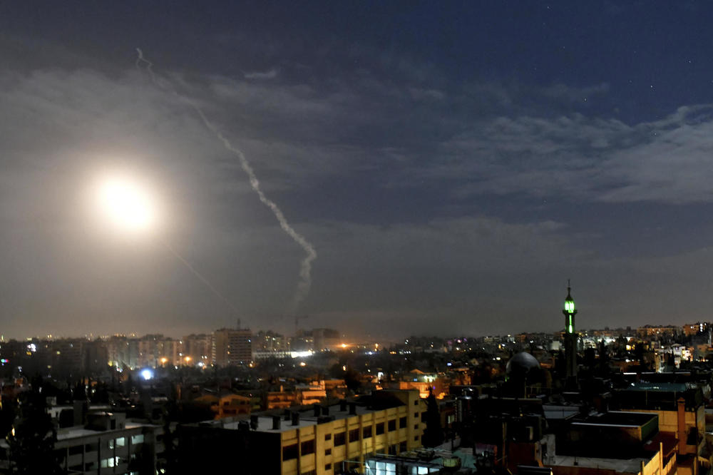 SIRIJA ODBRANILA DAMASK OD NAPADA: Izrael ih zasuo raketama, gradom odjekivale eksplozije (VIDEO)