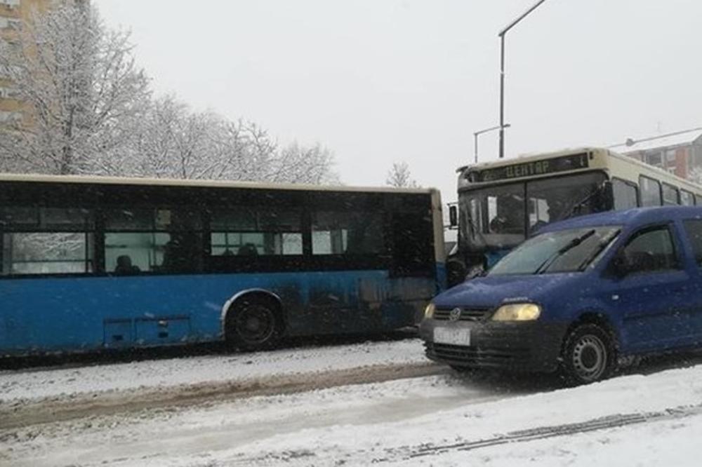 DRAMA U NOVOM SADU: U sudaru dva autobusa desetoro povređeno!