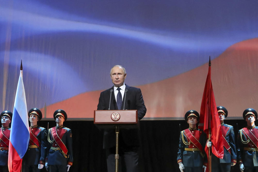 NACISTIMA NIKADA NEĆE BITI OPROŠTENO: Putin uputio jasnu poruku na obeležavanju 75 godina oslobađanja Lenjingrada (VIDEO)