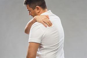 PRAVA KIČMA BEZ BOLOVA: Pomozite svojim leđima primenom jednostavnog saveta brojnih fizioterapeuta!