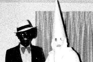 SKANDAL U AMERICI: Guverner Virdžinije se slikao u RASISTIČKOM KOSTIMU (VIDEO)