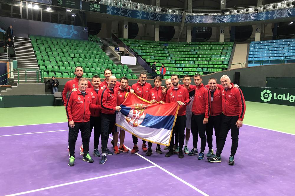 PAUK IZAZOV: Pogledajte kako su srpski teniseri slavili uspeh u Uzbekistanu uz stari hit Ere Ojdanića (VIDEO)