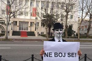 PROTEST POD PAROLOM - NE BOJ SE:  Zbog kriminala crnogorskih vlasti okupljanje zakazano ispred Tužilaštva!