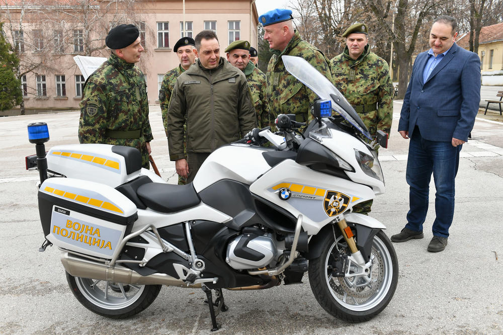 POSLE 30 GODINA: Vojska Srbije dobila nove motocikle (FOTO)