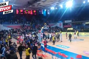 KUP JE NAŠ: Ovako su košarkaši Partizana sa Grobarima u Čairu slavili ulazak u finale (KURIR TV)