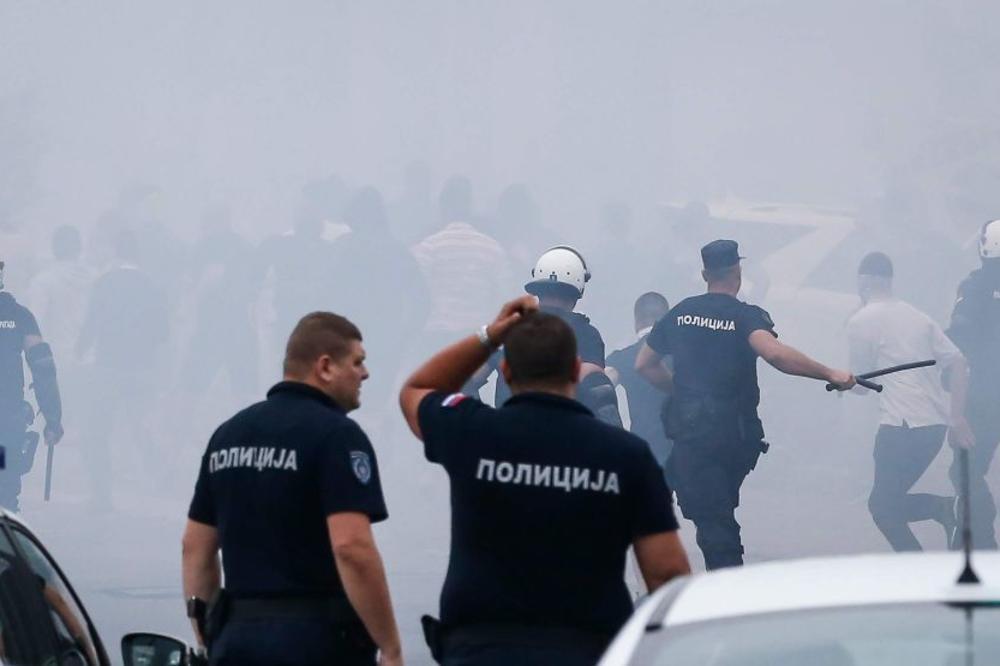 TUČA PARTIZANOVACA I DELIJA NA AUTOPUTU: Žestok obračun navijača pred početak finala Kupa! (VIDEO)