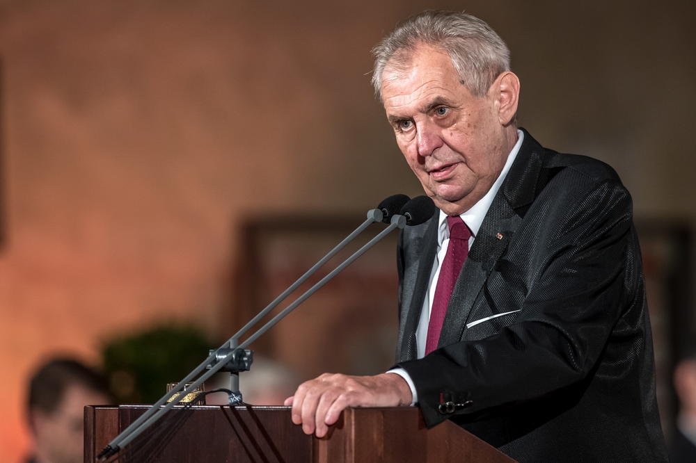 PREDSEDNIK ZEMAN NIJE USPEO DA IH UBEDI: Državni vrh Češke zvanično odbio da raspravlja o povlačenju priznanja Kosova