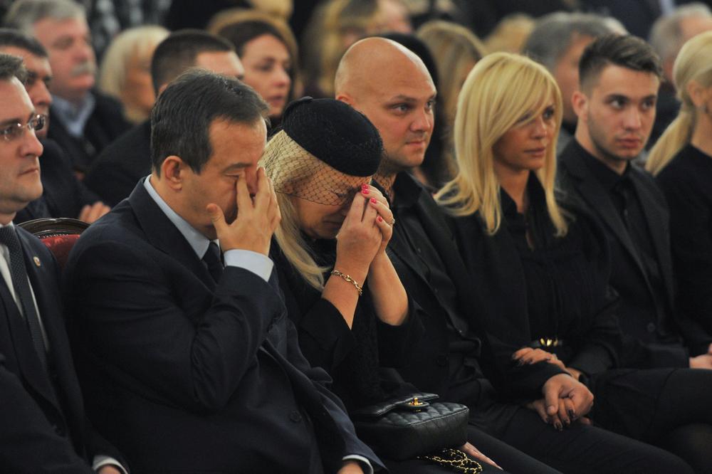 NJEGOVA DUŠA BALKANSKA: Šaban pomirio Miroslava i Zoricu, Cecu i Draganu, a rasplakao Dačića (KURIR TV)