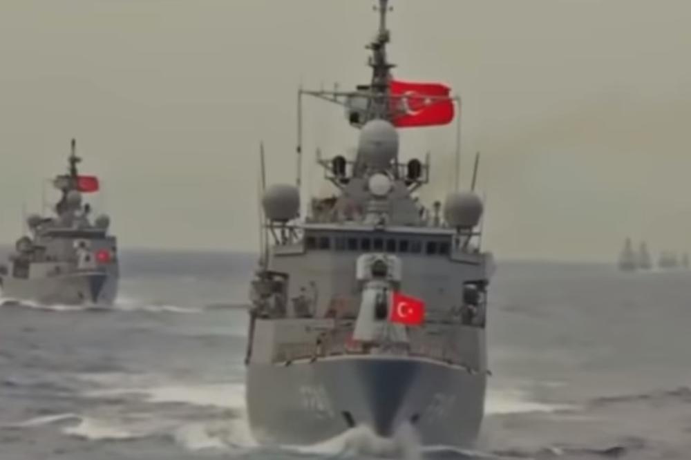 TURSKA POKAZALA NEVIĐENU MOĆ! 103 RATNA BRODA U 3 MORA: Pogledajte kako izgleda NAJVEĆA pomorska vežba u istoriji! (VIDEO)
