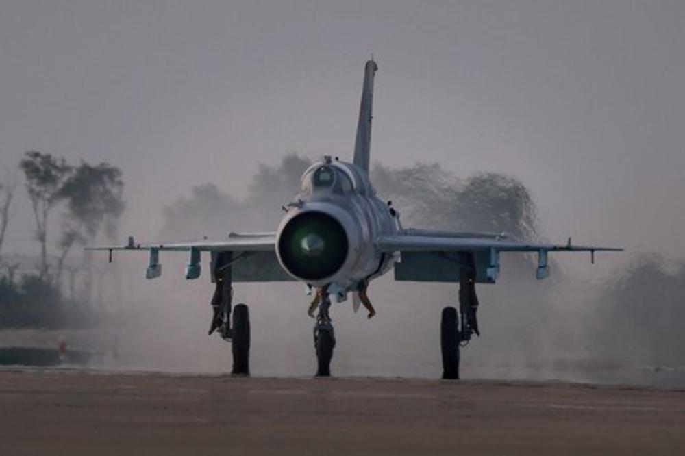 KAKO JE STARI MIG-21 OBORIO MODERNI F-16: Ruski ekspert objasnio skrivene adute indijskog lovca, pa dodao... (VIDEO)