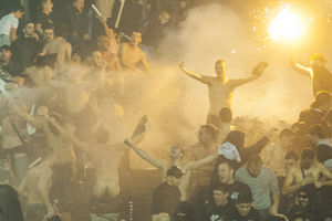 GROBARI ZAGRMELI NA DRUŠTEVNIM MREŽAMA: Može da dođe i Murinjo, Partizan nema tim! UPRAVA JE NESPOSOBNA! (FOTO)