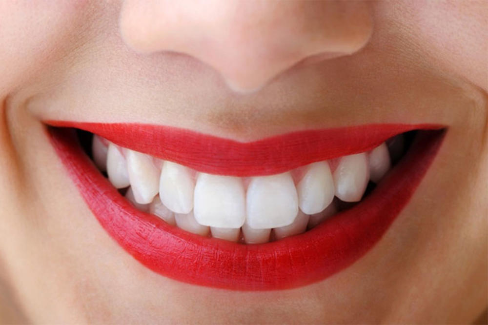 HIGIJENOM DO ZDRAVLJA: Kako da sačuvate zube i desni na jeftin i jednostavan način?