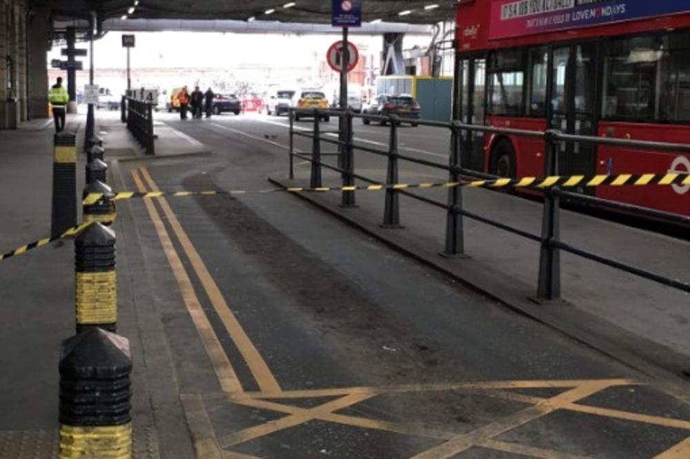 DRAMA U LONDONU: Improvizovane bombe pronađene širom grada, policija češlja aerodrome i železničke stanice