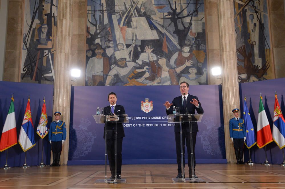 PREDSEDNIK SRBIJE SA KONTEOM Vučić: Premijer Đuzepe je obećao da će Italija biti iskreni ambasador Srbije na evropskom putu (KURIR TV)