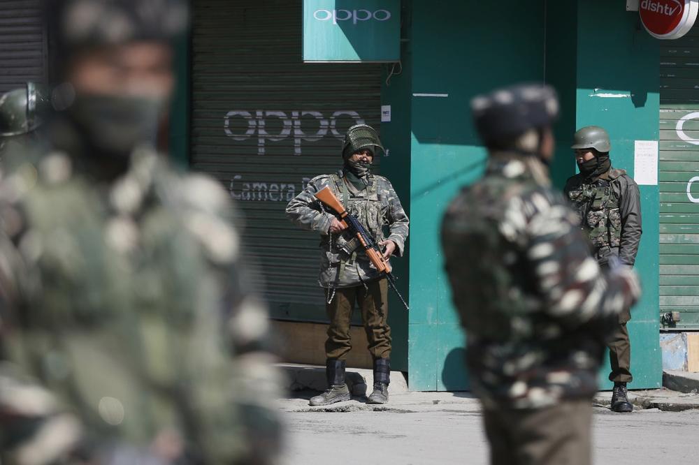 INDIJA ZAPRETILA PAKISTANU: Prekinite granatiranje Kašmira ili će posledice biti strašne! (VIDEO)