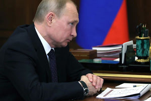 ŠPIJUNSKA AKTIVNOST NA RUSKIM GRANICAMA GLAVNA TEMA: Putin sa Savetom bezbednosti Rusije