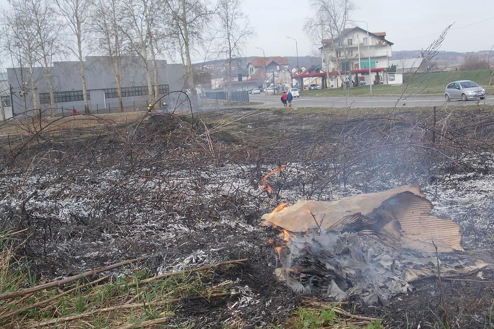 APEL MUP GRAĐANIMA DA NE SPALJUJU NISKO RASTINJE: Veoma lako može doći do požara koji bi ugrozio živote ljudi