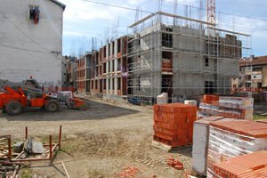 STANARI ZADOVOLJNI:  Nastavljena izgradnja prvog stambenog objekta u Dositejevoj za 106 kraljevačkih porodica