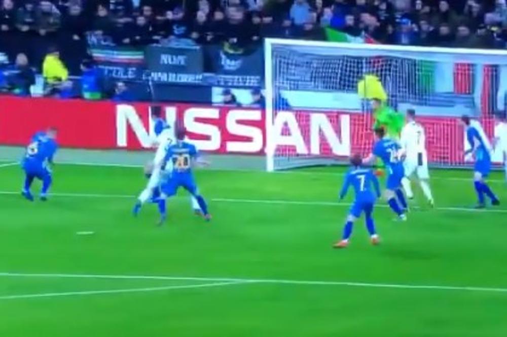 UZALUDNA RADOST CRNO-BELIH: Poništen gol Juventusa protiv Atletika! Kujpers procenio da je Ronaldo napravio faul! Procenite sami (VIDEO)