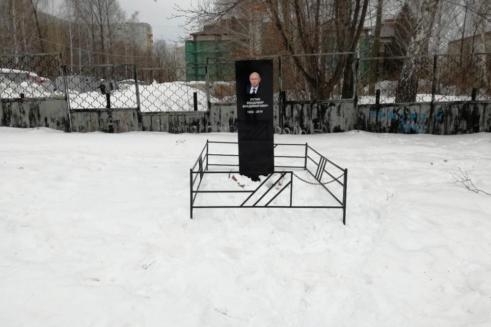 OVA SLIKA JE ŠOKIRALA CEO SVET: Pojavio se Putinov nadgrobni spomenik sa sve godinom smrti! (FOTO)