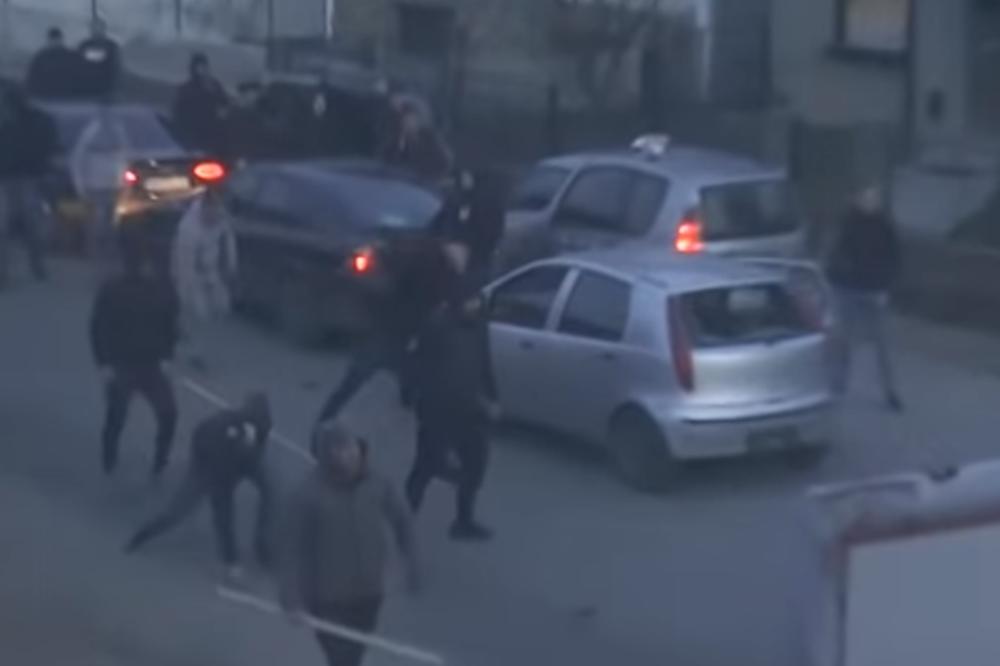 STRAŠAN SUKOB NAVIJAČA PARTIZANA U KRUŠEVCU: Nezapamćena tuča dve frakcije Grobara posle meča sa Napretkom! Motke i kamenje letele na sve strane na očigled policije! (UZNEMIRUJUĆI VIDEO)