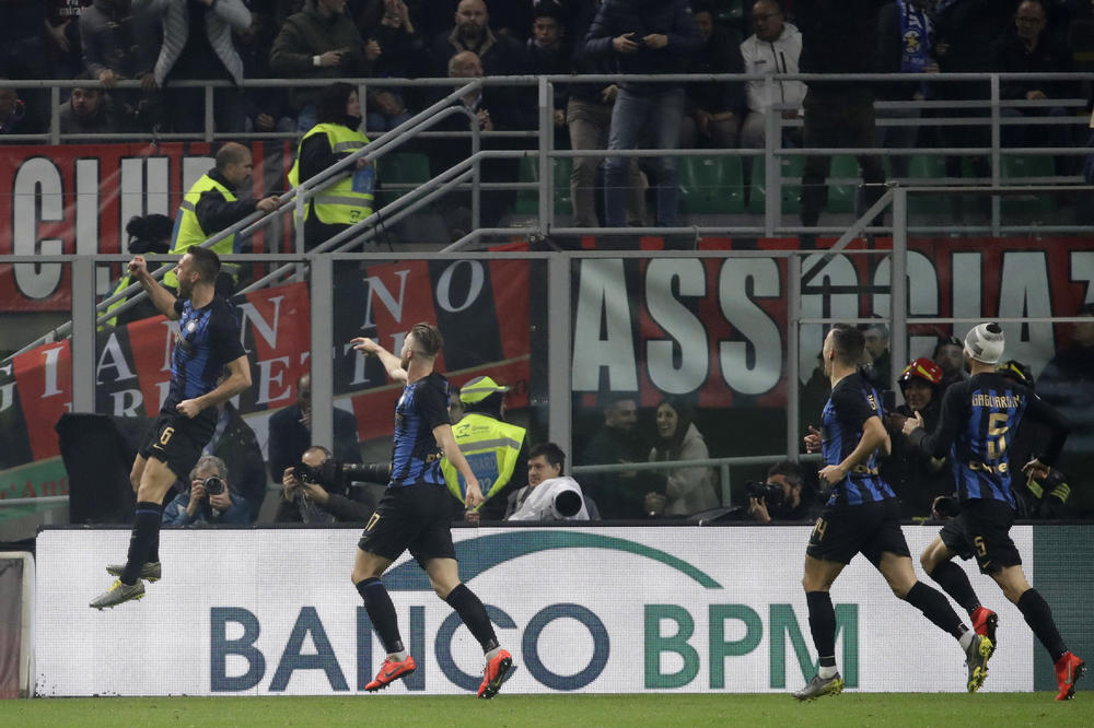 SPEKTAKULARNI DERBI DELA MADONINA: Inter je gazda u Milanu! Pet golova i mnogo vatre na San Siru (VIDEO)