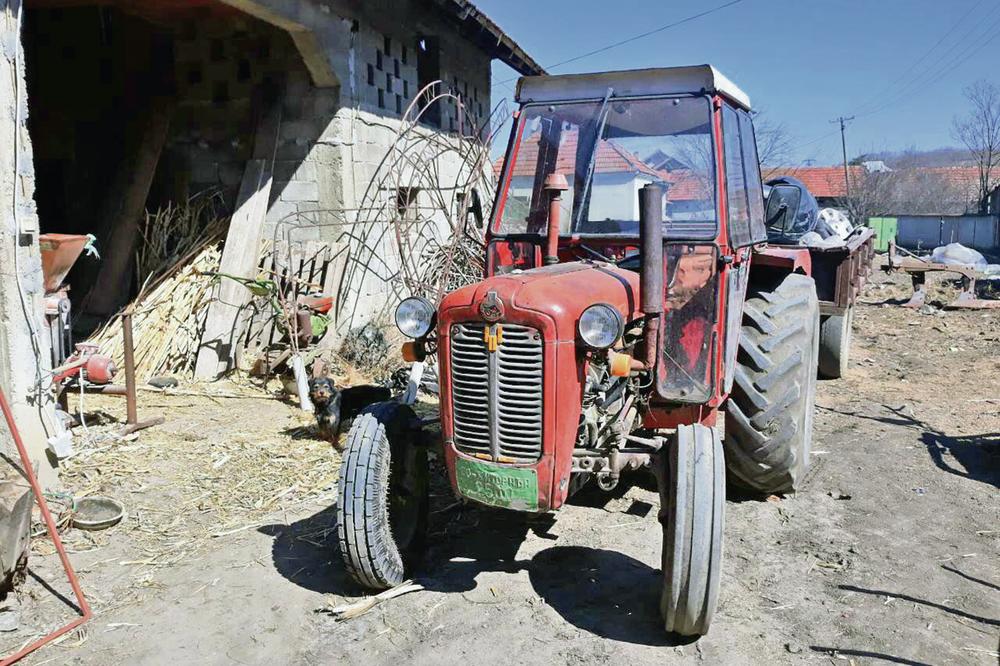 MILIVOJE (69) IZ OKOLINE POŽEGE POGINUO U ŠUMI: Traktor se prevrnuo i ubio nesrećnog čoveka