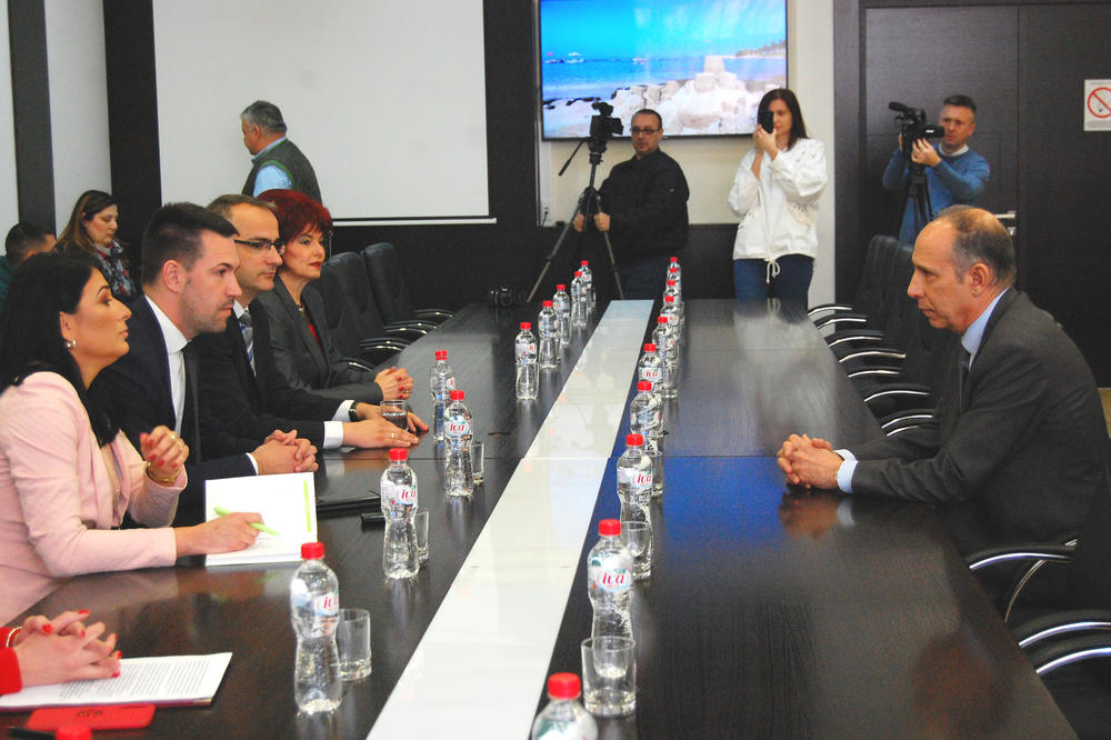 PRVA ZVANIČNA POSETA: Ambasador Kipra posetio Kraljevo