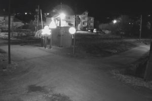 SRAMOTA! NEKO BI ZBOG OVOGA MOGAO DA POGINE: Putni prelaz u Mladenovcu počeo da radi pre 20 dana, a lopov odneo sigurnosnu kameru! (VIDEO)