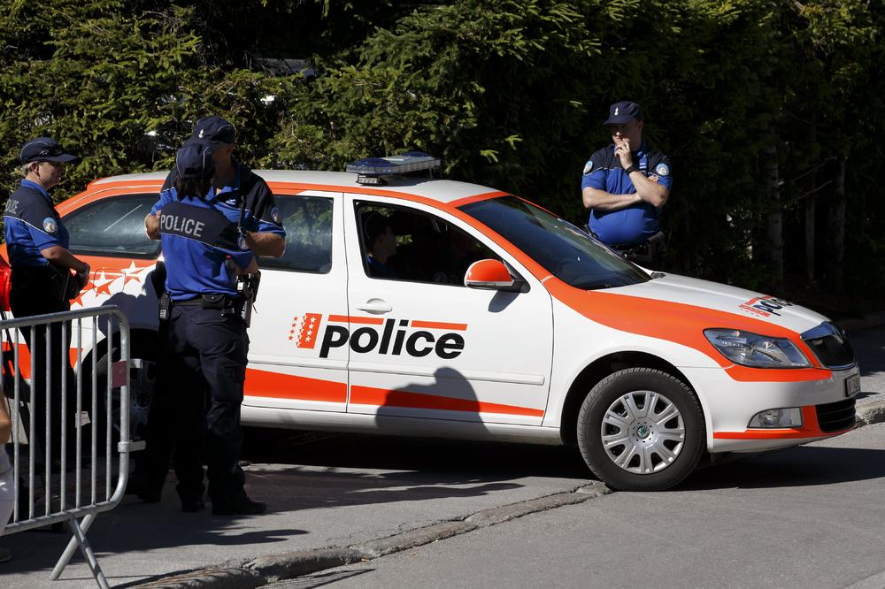 SRBIN UHAPŠEN ZBOG UBISTVA ĆERKE (3) U ŠVAJCARSKOJ: Policija otkrila jezive detalje, osumnjičena i maćeha