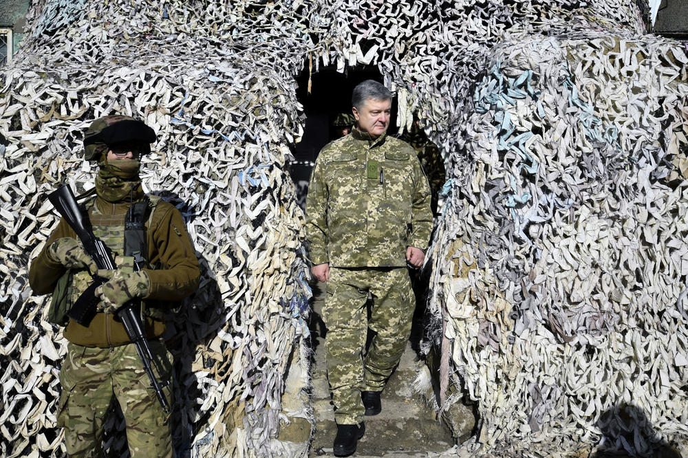 POROŠENKO OTKRIO ŠTA TRAŽE NATO VOJNICI U UKRAJINI: Dolaze da uče kako se bori protiv neprijatelja