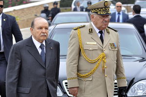 BUTEFLIKIN KRAJ POSLE 20 GODINA: Načelnik Generalštaba hoće da se predsednik Alžira PROGLASI NESPOSOBNIM