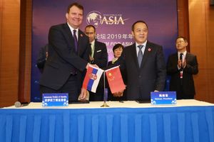 POTPISAN SPORAZUM: Razvijanje saradnje između AP Vojvodine i kineske provincije Hajnan