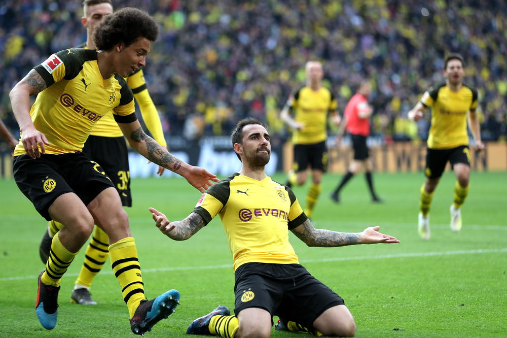ŠOKANTNO POPODNE U NEMAČKOJ: Dortmund do pobede golovima Alkasera u sudijskoj nadoknadi, kiks Bajerna u Frajburgu