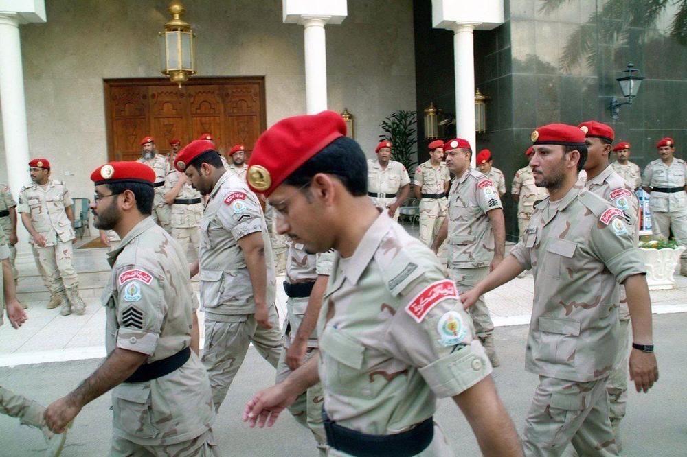UNIŠTENA TERORISTIČKA ĆELIJA U SAUDIJSKOJ ARABIJI: Ubijeno osam terorista posle napada na policiju!