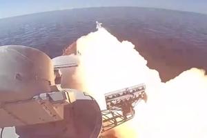 RUSKI KOMARAC SMRT ZA NEPRIJATELJSKE BRODOVE: Dva bojna broda uspešno testirala SMRTONOSNO ORUŽJE u Crnom moru (VIDEO)