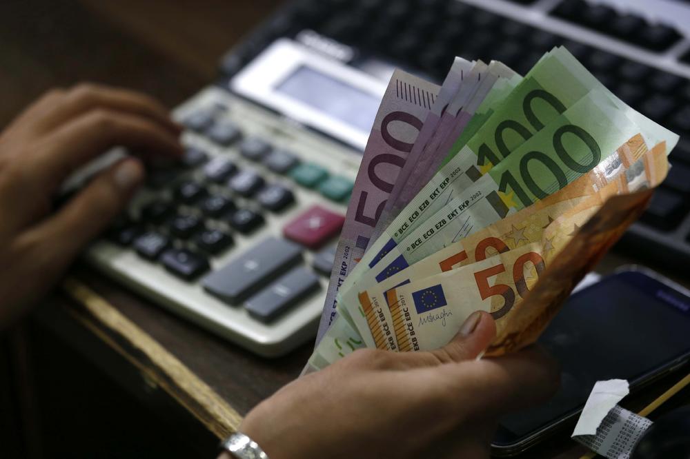 DINAR MIRUJE: Za evro danas 117,56 po srednjem kursu