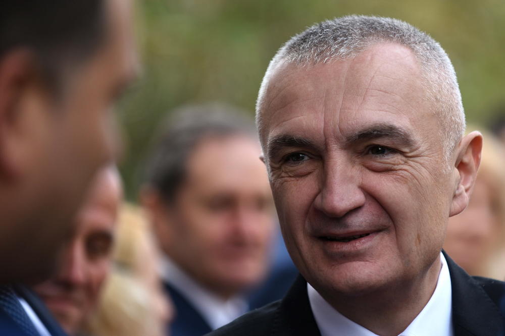 RAMA I META U KLINČU: Predsednik Albanije kaže da će im EU uvesti vize, premijer ga demantuje