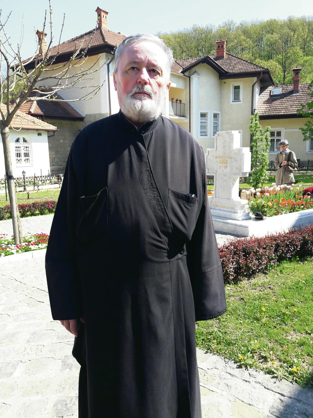 Protojerej i duhovnik manastira, Dmitar Novčić