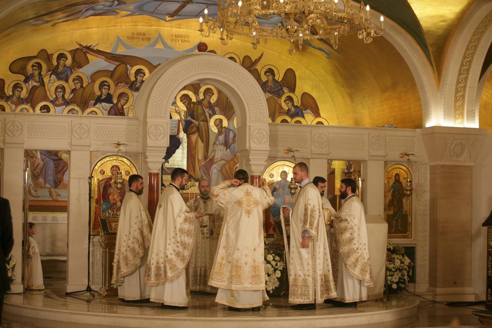liturgija, Hram Svetog Save, Uskrs