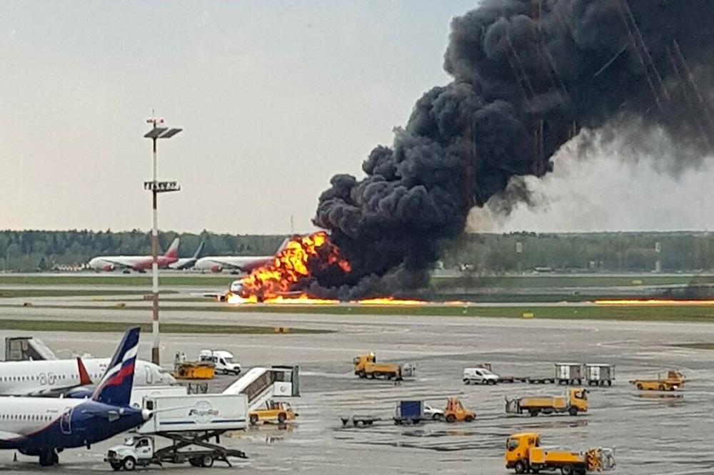 RUSIJA SE OPRAŠTA OD HEROJA: Navijač CSKA (22) dao život spasavajući putnike u avionskoj nesreći u Moskvi (FOTO)