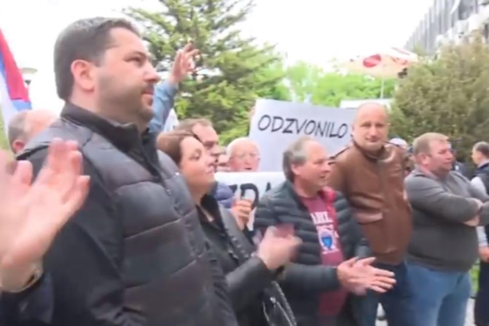 SAŠI PAUNOVIĆU ODZVONILO: Protest protiv predsednika opštine Paraćin, opštinski odbor SNS traži vanredne lokalne izbore