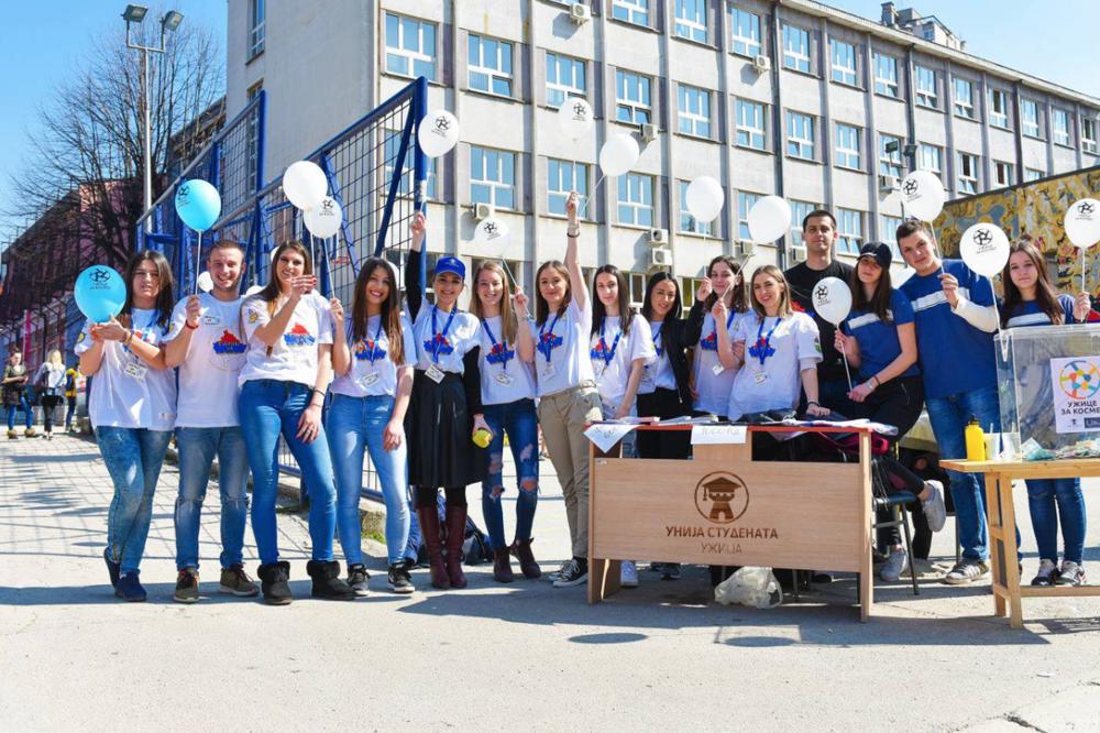 SPORT UJEDINIO UŽIČANE: Studenti i srednjoškolci prikupili 605.000 dinara za 17 porodica sa Kosova i Metohije!